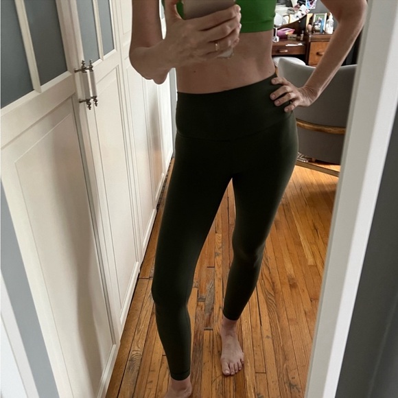 Lululemon Align High Rise Leggings 25”- Size 4 Grey - Picture 7 of 7